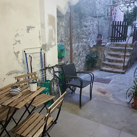 Casa Da Baleia Apartment *